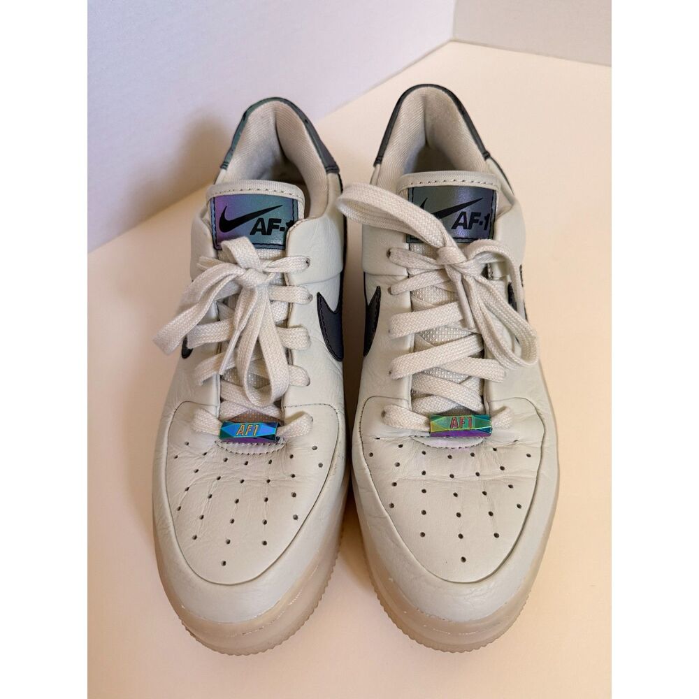 Nike Air Force 1 Sage Low LX Spruce Aura Iridescent Size 8.5 AR5409-003 Platform - Picture 9 of 14